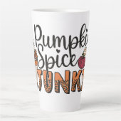Pumpkin Spice Junkie Latte Tasse (Vorderseite)