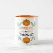 Pumpkin-Spice-Tasse Zweifarbige Tasse (Mittel)