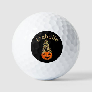 Pumpkin trägt einen Leopardenhut Golfball