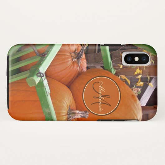 Pumpkin Trio in Green Wood Cart Monogram Case-Mate iPhone Hülle (Rückseite (Horizontal))