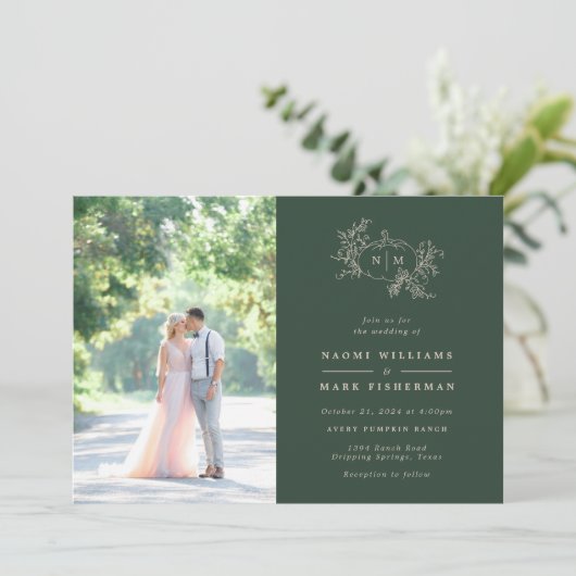 Pumpkin Vines Monogram Wedding Einladung (Stehend Vorderseite)