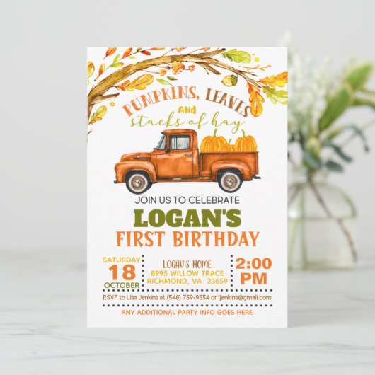Pumpkins, Blätter und Stapel von Hay Birthday Einladung (Stehend Vorderseite)
