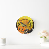 Pumpkins & Moon Whimsical Halloween Custom Runde Wanduhr (Zuhause)
