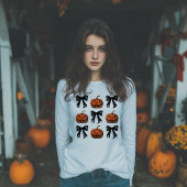 Pumpkins und Bows Halloween Tri-Blend Shirt
