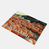 Pumpkins und Mums Herbsternte Fotografie Fußmatte (Schrägansicht)