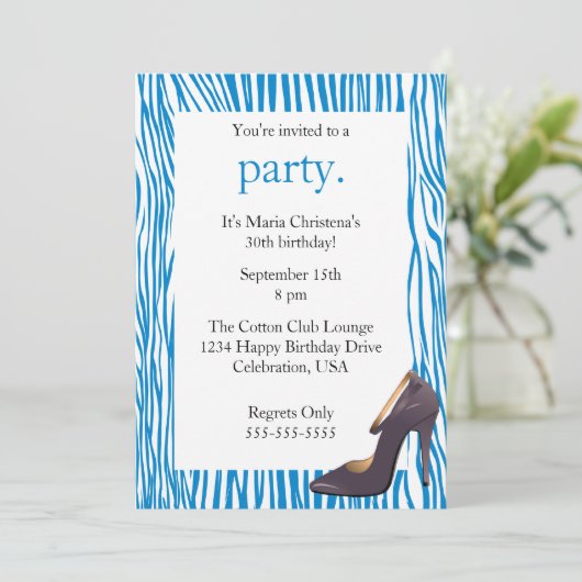 Pumps und Zebra Ladys Night Out Invitation (blau) Einladung (Stehend Vorderseite)