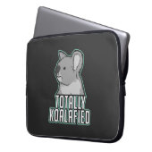 Pun - Koalafied Laptopschutzhülle (Vorderseite Links)