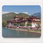 Punakha Dzong in Bhutan Mousepad (Vorne)