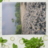 Punaluu Black Sand Beach Hawaii Große Insel Geschirrtuch (Gefaltet)