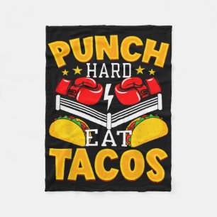 Punch Hard Eat Tacos - Boxen Kickboxen Kickboxer Fleecedecke