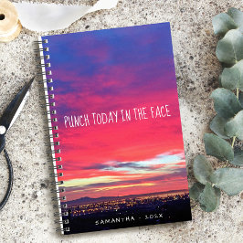 Punch heute im heißen rosa Hafen Sonnenaufgang Planer