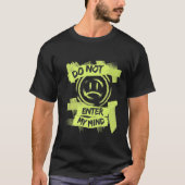 Punk Grunge Smiley mit Warnband-Spirale – T-Shirt (Vorderseite)