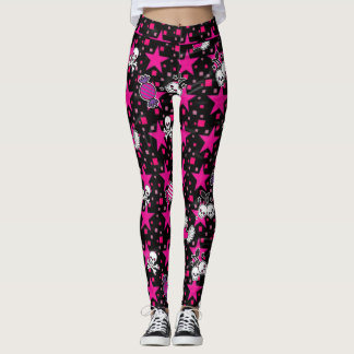 Punkschädel und Süßigkeits-Muster auf rosa Sternen Leggings