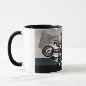 Punksters Verspätet zur Show Tasse (Links)