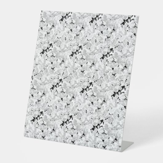 Punkt Design Vierter Sockelschild (Vorderseite)