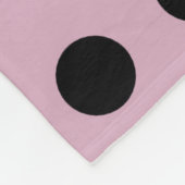 Pünktchen-Fliesblanke (Rosa & Schwarz) Fleecedecke (Ecke)