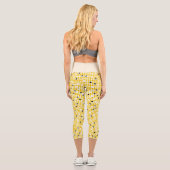 Punktmatrix - Gelb Creme Schwarz-MIT TEXT Capri Leggings (Rückseite)