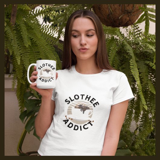 Punny Sloth und Coffee Loops T-Shirt