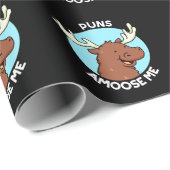 Puns Amoose Me Funny Moose Pun Dark BG Geschenkpapier (Rolleneckpunkt)