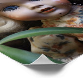 Puppe in der Yard Postcard Poster (Ecke)