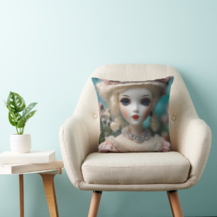 Puppe mit blauen Augen im Vintage-Look, Kissen