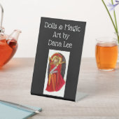 Puppen und Magie Sockelschild (In SItu)