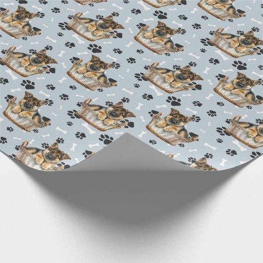 Puppy in Basket Paw Print Geschenkpapier (Ecke)