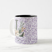 Pure Boho Chic Tasse mit Lily's Floral Monogram (Vorderseite Links)