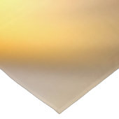 PURE GOLD Spritzer Pattern + Ihr Text / Foto Tischdecke (Schrägansicht)