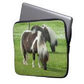 Purebred Shetland Paint Ponies Laptopschutzhülle (Vorderseite Links)