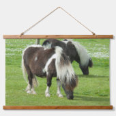 Purebred Shetland Paint Ponies Wandteppich Mit Holzrahmen (Vorne)