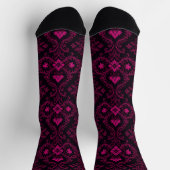 Purple and black gothic damask pattern socken (Oben)