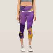 Purple and Gold Abstract Capri Leggings (Vorderseite)
