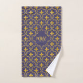 Purple and gold fleur-de-lys quatrefoil pattern badhandtuch set (Handtuch)
