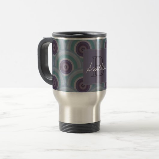 Purple and Green Retro Circles Pattern Monogram Reisebecher (Vorderseite Links)