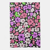 Purple and Pink Flowers and Petals Pattern Black Geschirrtuch (Vertikal)