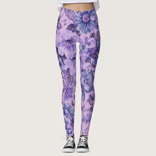 Purple and Pink Flowers on Lavender Background Leggings (Vorderseite)