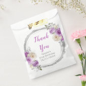 Purple and Silver Elegant Flowers Birthday Geschenktütchen (Versiegelt)