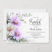 Purple and White Daisies Bridal Shower Einladung (Vorderseite)