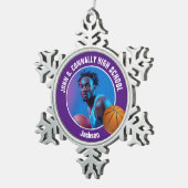 Purple Basketball Player Photo Keepsake Gift Schneeflocken Zinn-Ornament (Rechts)