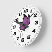 Purple Black Filled Freckled Butterfly Runde Wanduhr (Winkel)