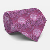 Purple Blumen Krawatte (Gerollt)