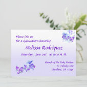 Purple Blumen Quinceanera Einladung (Stehend Vorderseite)