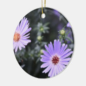 Purple Blumen Sommernaturfotografie Keramik Ornament (Links)