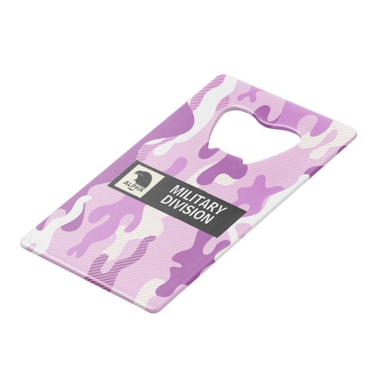Purple Camouflage Pattern Geldbeutel Flaschenöffner (Vorderseite Schrägansicht)