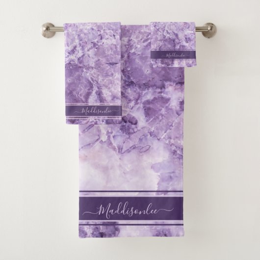 Purple crystal Monogram Name Marble Custom Badhandtuch Set (Insitu)