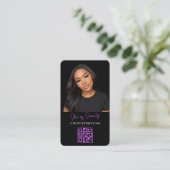 Purple Esthetician QR Code Luxury Black Beauty Visitenkarte (Stehend Vorderseite)