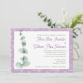 Purple Eucalyptus Floral Wedding Invitation Einladung (Stehend Vorderseite)