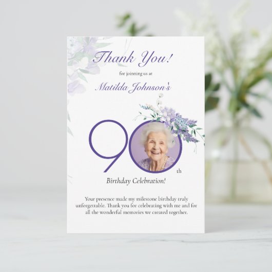 Purple Floral Elegant Custom Photo 90th Birthday Dankeskarte (Stehend Vorderseite)