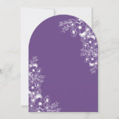 Purple Floral Photo Arched Wedding Einladung (Rückseite)